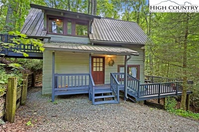 /international/us/148-estates-drive-boone-nc-110101213718/