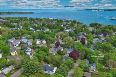 /international/us/20-chestnut-street-rockland-me-110105902288/