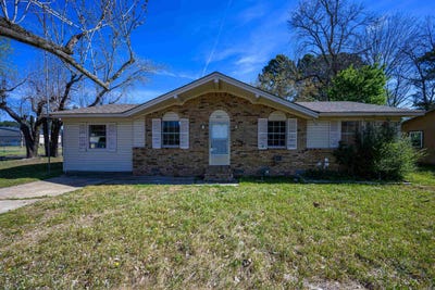 /international/us/611-w-barnett-street-kensett-ar-110106789413/