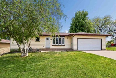 /international/us/340-s-maple-st-westbranch-ia-110108141034/