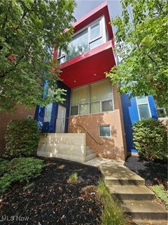 /international/us/11803-euclid-avenue-cleveland-oh-110095492045/