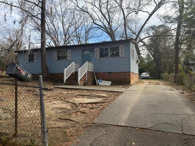 /international/us/320-wade-court-orangeburg-sc-110106851465/