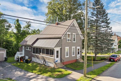 /international/us/33-adams-street-laconia-nh-110101148435/?lang=es