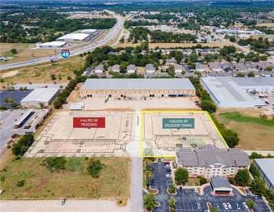 /international/us/939-rieff-street-springdale-ar-110107207192/