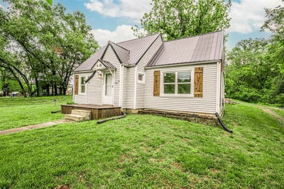 /international/us/3920-brownsville-road-brownsville-ky-110108339664/
