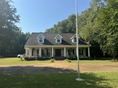 /international/us/240-shrinewood-drive-columbus-ms-110103406109/