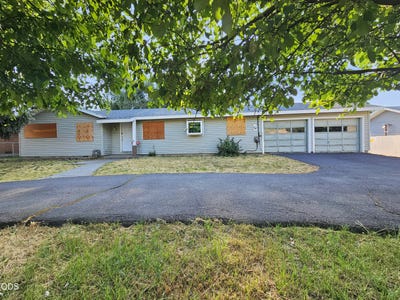 /international/us/2535-madison-street-klamath-falls-or-110108639819/