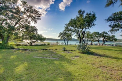 /international/us/5520-w-beach-cir-austin-tx-110120028232/