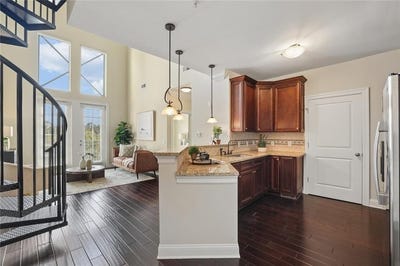 /international/us/901-abernathy-road-ne-6030-sandy-springs-ga-110120484539/