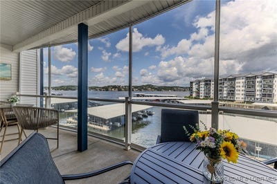 /international/us/183-upper-monarch-cove-drive-lake-ozark-mo-110100966567/?lang=zh-tw