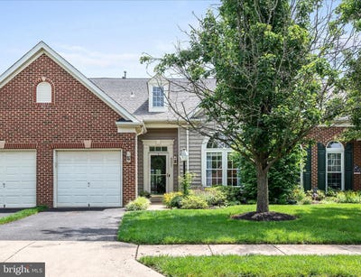 /international/us/8027-montour-heights-drive-gainesville-va-110100207093/