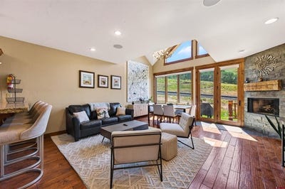 /international/us/16-snowmass-road-mt-crested-butte-co-110109423649/