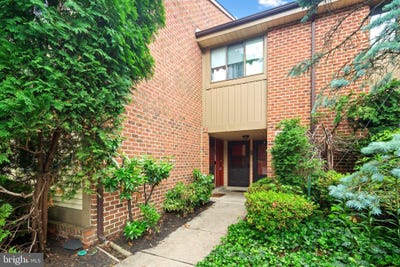 /international/us/503-b-cypress-point-circle-mount-laurel-nj-110108445111/