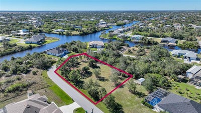 /international/us/9531-9551-horace-circle-port-charlotte-fl-110120516387/