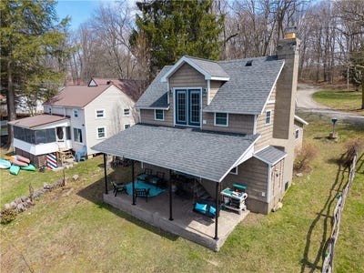 /international/us/9125-e-shore-road-bath-ny-110107284355/