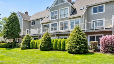 /international/us/80-taconic-ave-great-barrington-ma-110107995891/