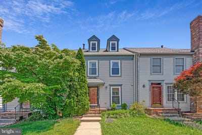 /international/us/44052-aberdeen-terrace-ashburn-va-110108535855/