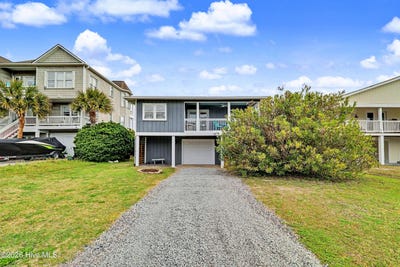 /international/us/512-caswell-beach-road-oak-island-nc-110106766516/