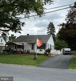 /international/us/1002-smith-avenue-lebanon-pa-110108955497/