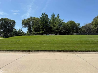 /international/us/1303-summit-street-red-oak-ia-110101123671/?lang=zh-cn