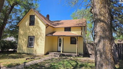 /international/us/204-e-concord-ave-holyrood-ks-110108030190/