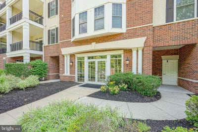 /international/us/2023-crescent-way-cherry-hill-nj-110109828147/