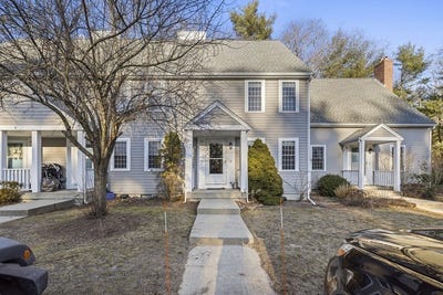 /international/us/57-twin-lakes-dr-halifax-ma-110100729415/