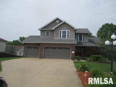 /international/us/3708-bloomington-road-east-peoria-il-110100302875/