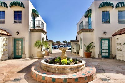 /international/us/12598-central-avenue-chino-ca-110108548682/