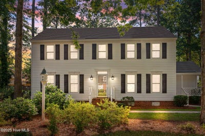 /international/us/1615-canterbury-road-tarboro-nc-110101211049/