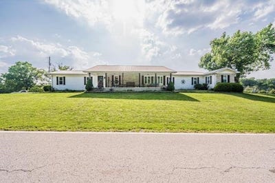 /international/us/5845-segal-road-brownsville-ky-110099961732/
