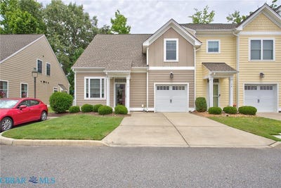 /international/us/16-village-park-lane-poquoson-va-110108936210/