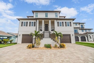 /international/us/16025-redington-drive-redington-beach-fl-110099245720/?lang=en
