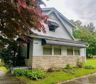 /international/us/422-n-worthington-street-youngstown-oh-110100240901/
