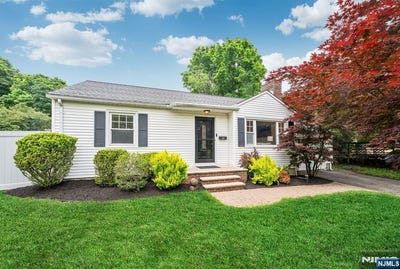 /international/us/419-wyckoff-avenue-ramsey-nj-110108345609/