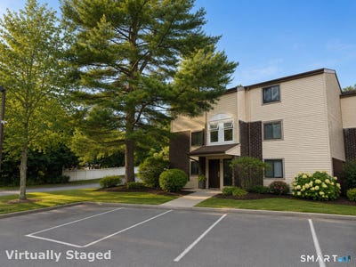 /international/us/7-padanaram-road-danbury-ct-110109050959/
