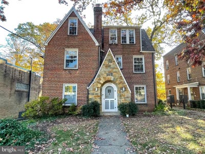 /international/us/721-erie-avenue-takoma-park-md-110099930588/?lang=en