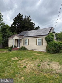 /international/us/827-e-division-street-dover-de-110107825734/