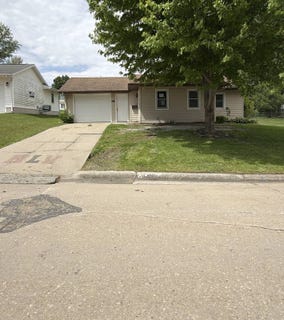 /international/us/611-washington-st-victor-ia-110108636564/