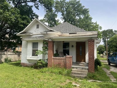 /international/us/815-washington-street-fredonia-ks-110107867777/