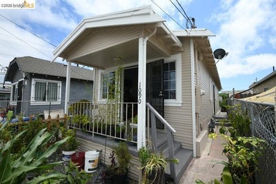 /international/us/1090-70th-ave-oakland-ca-110106613278/