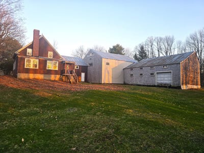 /international/us/904-908-lakeview-drive-china-me-110104094951/