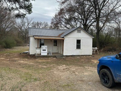 /international/us/8113-highway-352-hartman-ar-110097974544/