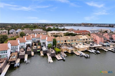 /international/us/415-horseshoe-bay-north-boulevard-horseshoe-bay-tx-110098487865/