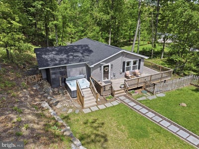 /international/us/3147-mountain-lake-road-hedgesville-wv-110108203810/