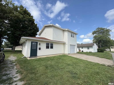 /international/us/1002-elm-street-marion-il-110100849421/