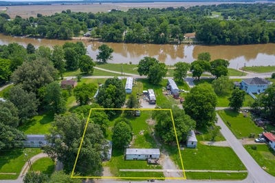/international/us/225-245-e-2nd-st-calhoun-ky-110099965569/
