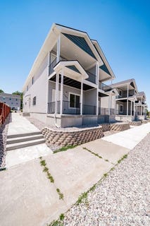 /international/us/1287-bear-avenue-idaho-falls-id-110108877535/