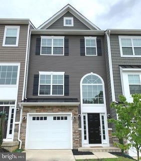 /international/us/75-andrews-place-fredericksburg-va-110107163572/