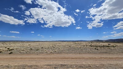 /international/us/2-07-acres-unit-1-garden-valley-ranchos-beryl-ut-110099062813/?lang=zh-tw